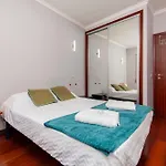 B28 - Stylish Typical House * לאגוּ‏ש