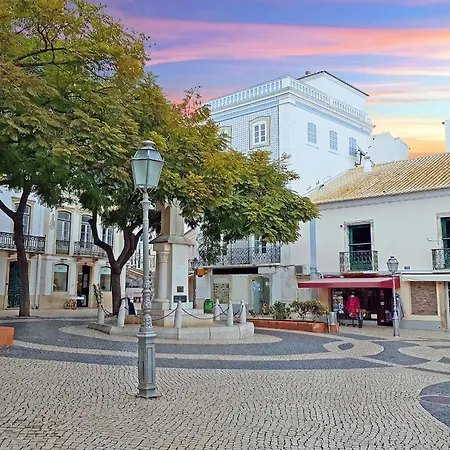 Сasa de vacaciones B28 - Stylish Typical House