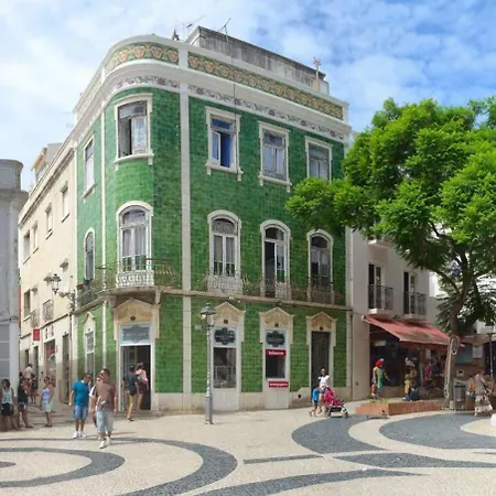 B28 - Stylish Typical House Сasa de vacaciones