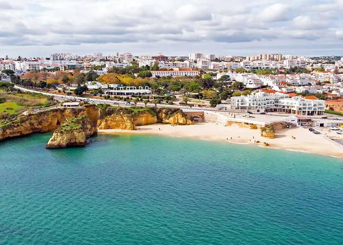 Semesterbostad B28 - Stylish Typical House