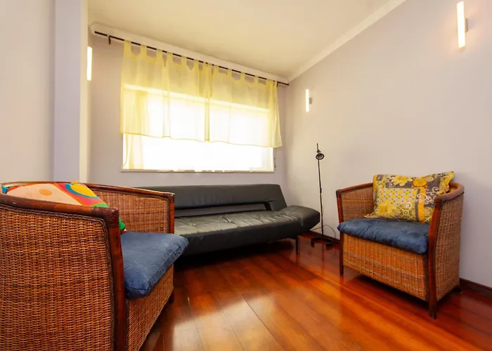 B28 - Stylish Typical House * Lagos