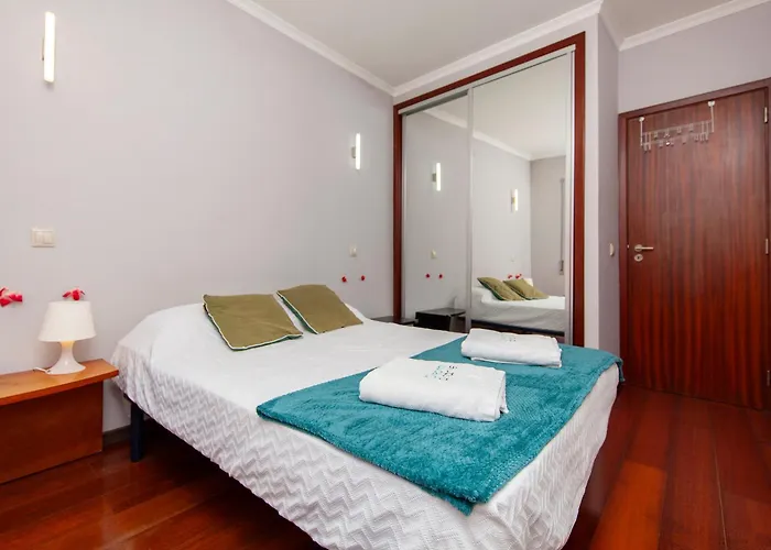 B28 - Stylish Typical House * Lagos