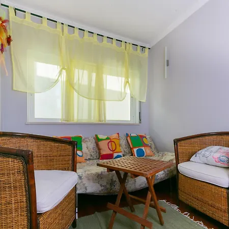 B28 - Stylish Typical House * Lagos
