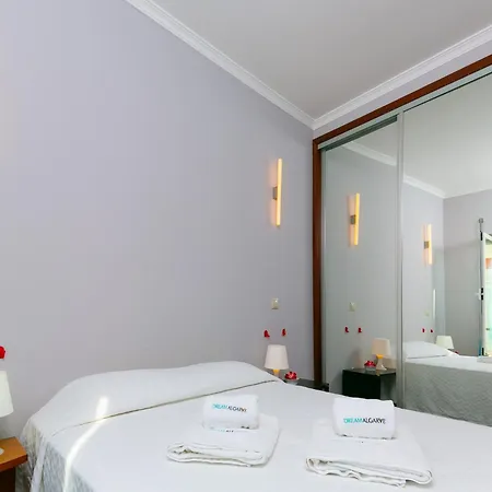 B28 - Stylish Typical House * Lagos
