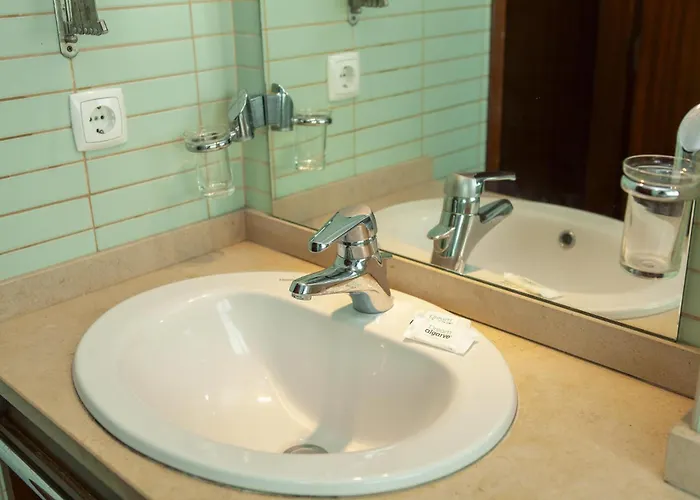 B28 - Stylish Typical House Casa de Férias